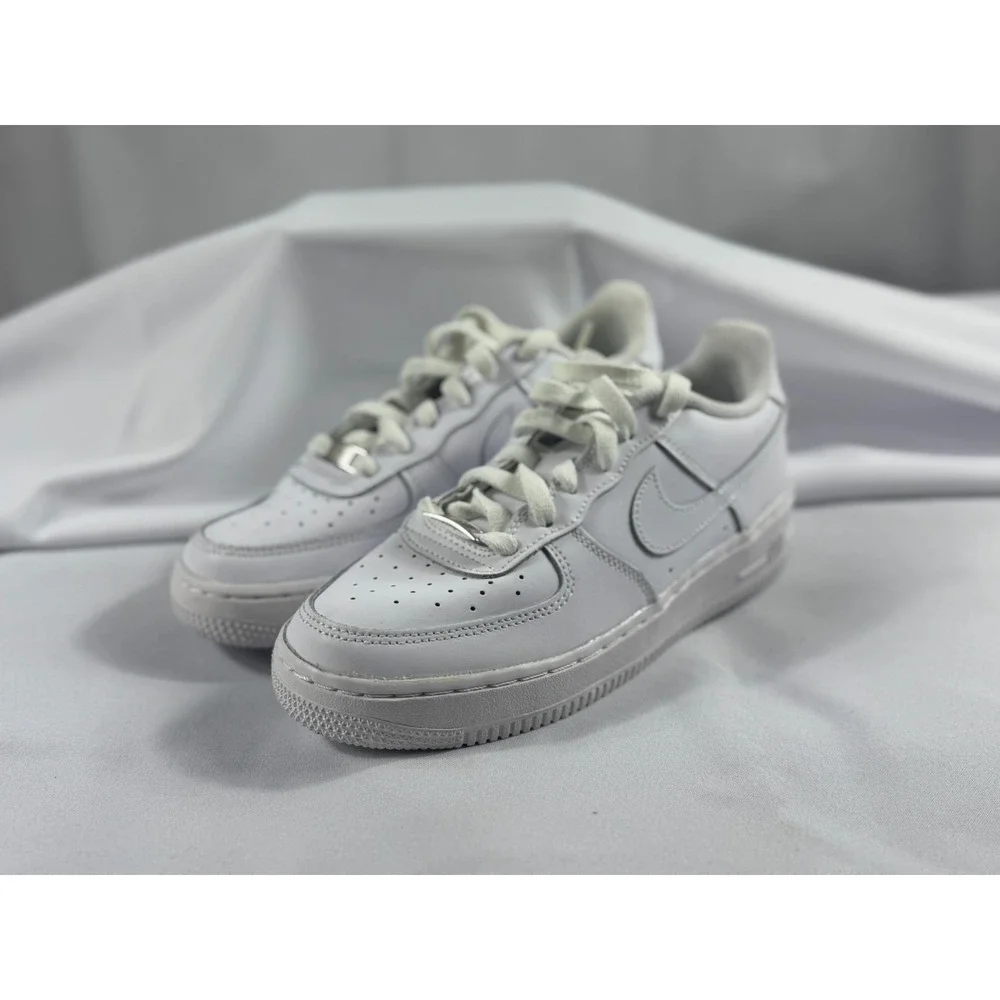 Nike‎ Air Force 1 LE GS Size 7Y, Women's Size 8.5 Triple White DH2920-111